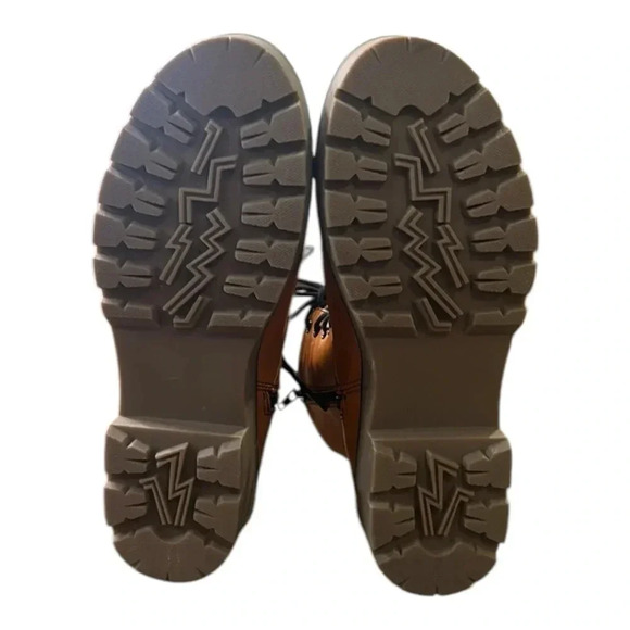 Altar'd State Lace Up Lug Sole Combat Style Linz Boot in Chestnut Tan Sz 7.5 NWT - Picture 10 of 10